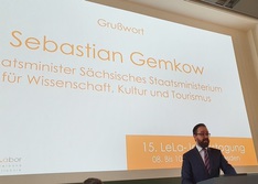 Staatsminister Gemkow bei der Eröffnung der 15. LeLa-Jahrestagung