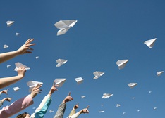 Ziemlich nachhaltig: Papierflieger